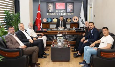 ŞANLIURFASPOR’DAN AK PARTİ ŞANLIURFA İL BAŞKANI GÜNBEGİ’YE ZİYARET