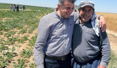 AK Parti Urfa İl Başkanı Günbegi, Mevsimlik İşçileri Ziyaret Etti