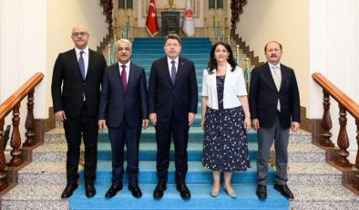 🟥 Bakan Tunç ve DEM Parti Heyeti Görüşmesi Sona Erdi! Demirtaş da Gündeme Geldi