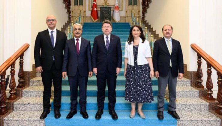 🟥 Bakan Tunç ve DEM Parti Heyeti Görüşmesi Sona Erdi! Demirtaş da Gündeme Geldi