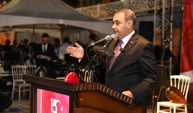 ŞANLIURFA’DA ON BİNLERİN KATILIMIYLA 15 TEMMUZ COŞKUSU