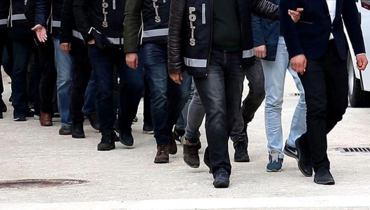 Şanlıurfa’da ev, işyeri ve araçları kundakladıkları iddiasıyla 4 zanlı tutuklandı