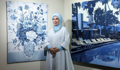 Emine Erdoğan, “Bahçedeki Sırlar” Sergisinin Açılışını Gerçekleştirdi.Doğaya ve kültürel mirasa vurgu: “Doğanın diliyle konuşmamız gerekiyor”